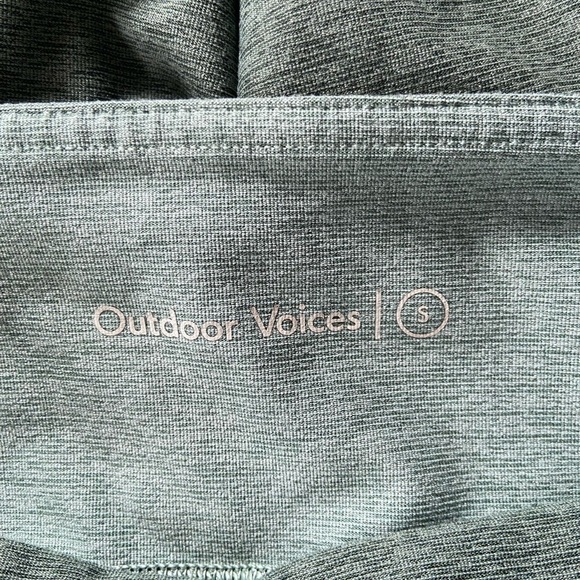 2 PAIR Lot Outdoor Voices 7/8 Dipped Leggings Small Gray Blue & Green Activewear - Picture 6 of 12